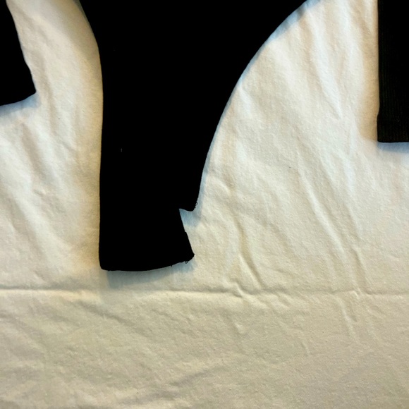 White fox bodysuit ! - Picture 6 of 6